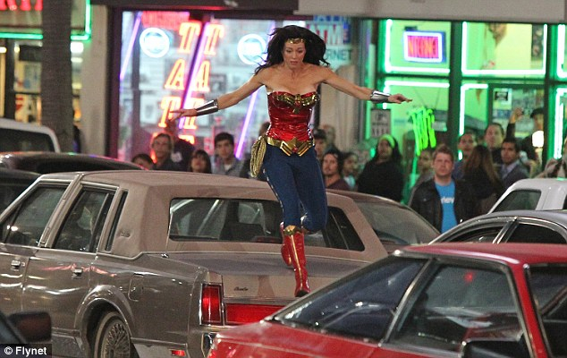 WonderWomanpic_20110330182237