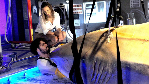 Deep Blue Sea 2 - 01